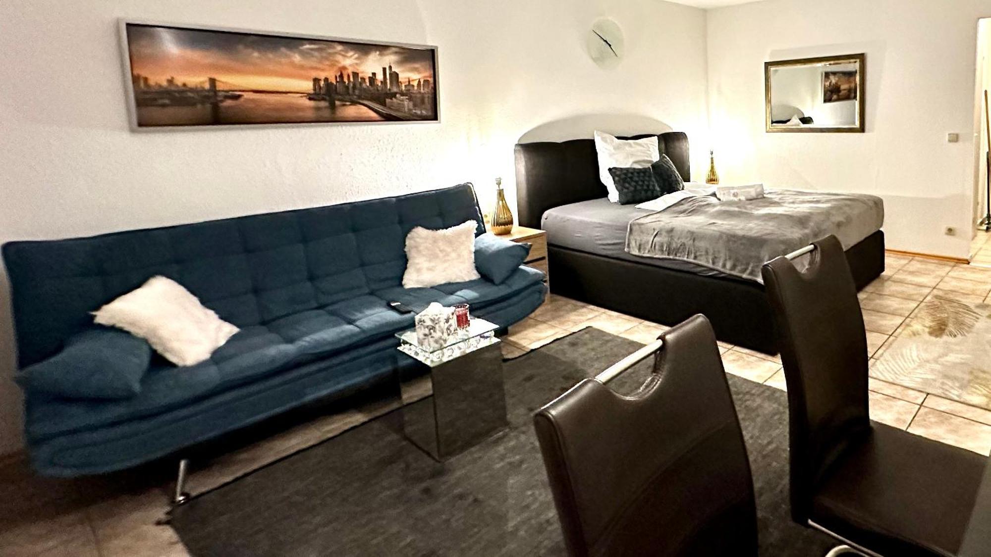 Beefree Pocking 3 Free Parking Zentral Boxspringbett Apartment Pocking (Passau)